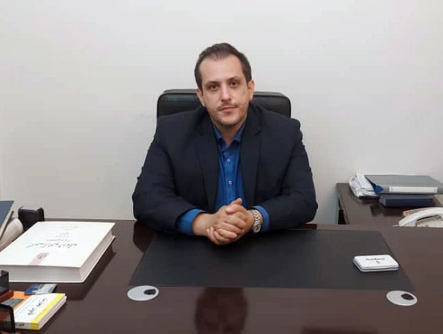 آرش هاشمی وکیل پایه یک دادگستری